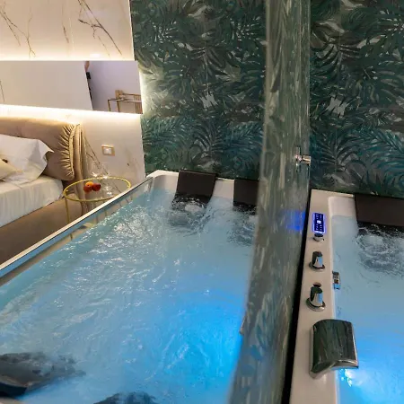 Mazzini Luxury Jacuzzy Suite Catania Exterior photo