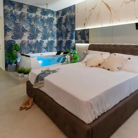 Mazzini Luxury Jacuzzy Suite Catania Exterior photo